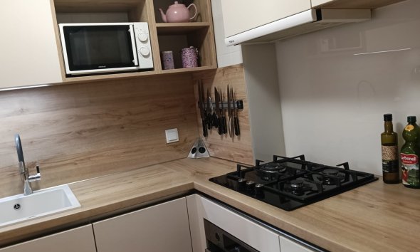 Resale - Villa - Los Montesinos - La Herrada