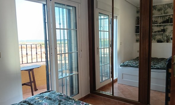 Resale - Villa - Los Montesinos - La Herrada