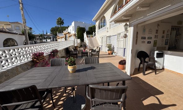 Resale - Villa - Orihuela Costa - Villamartin