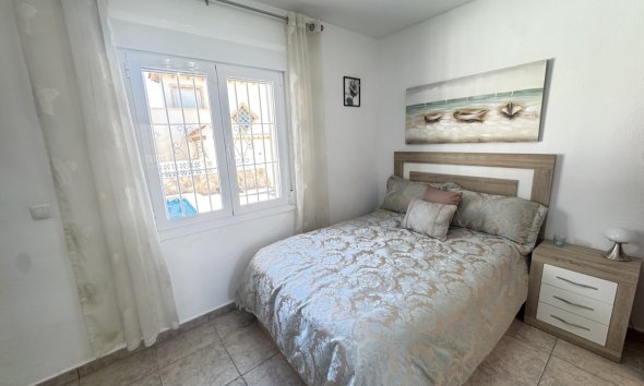 Resale - Villa - Orihuela Costa - Villamartin