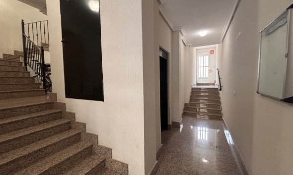 Resale - Apartment - Lo Pagan
