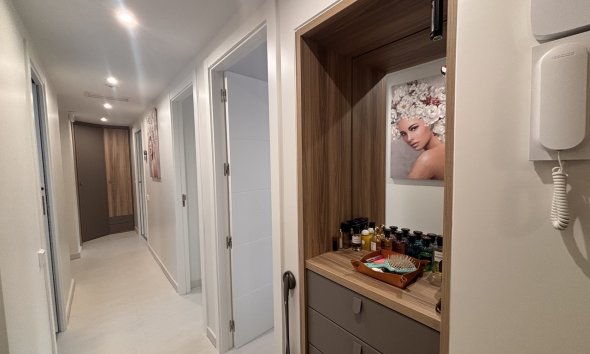 Resale - Apartment - Lo Pagan