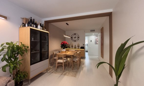 Resale - Apartment - Lo Pagan