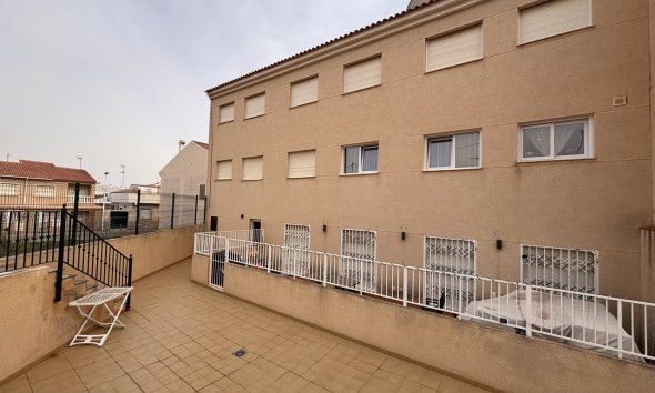 Resale - Apartment - Lo Pagan