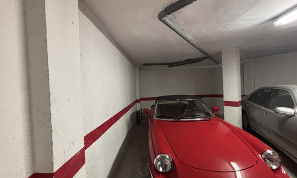 Resale - Apartment - Lo Pagan