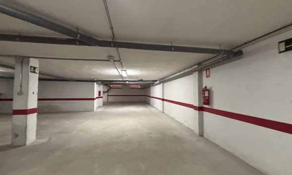 Resale - Apartment - Lo Pagan