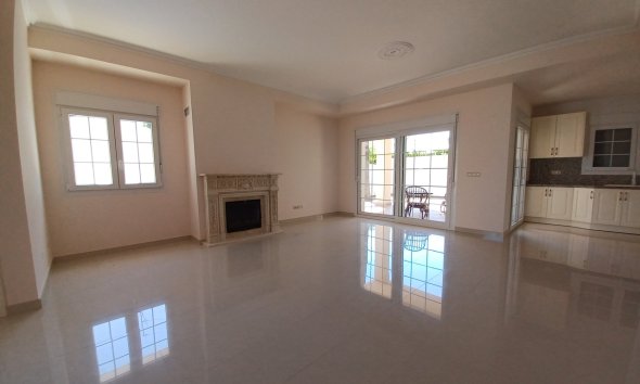 Resale - Villa - Orihuela Costa - Cabo Roig