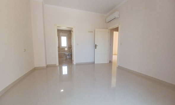 Resale - Villa - Orihuela Costa - Cabo Roig