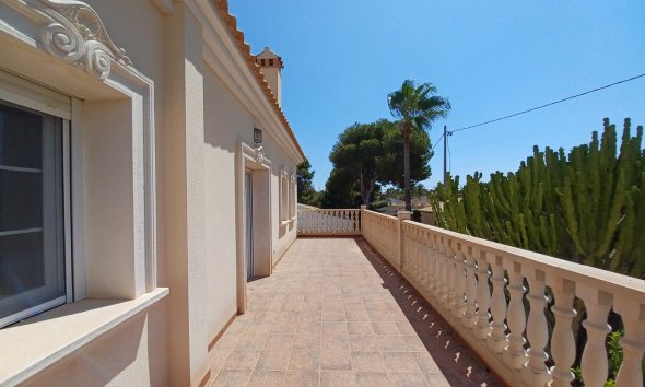 Resale - Villa - Orihuela Costa - Cabo Roig