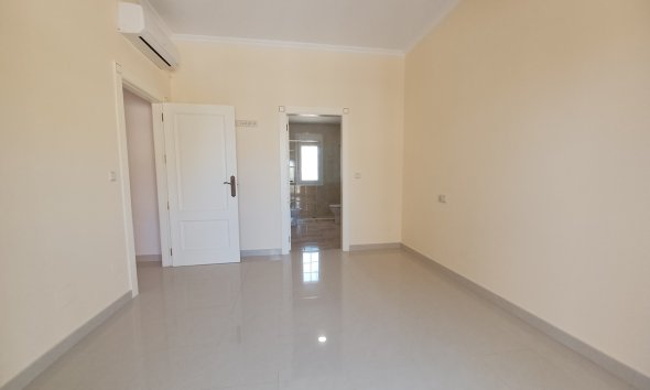 Resale - Villa - Orihuela Costa - Cabo Roig