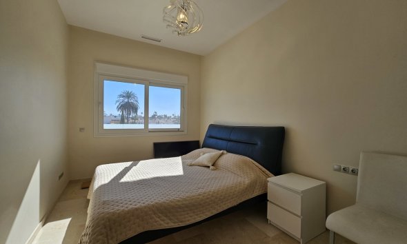 Resale - Villa - Orihuela Costa - La Zenia