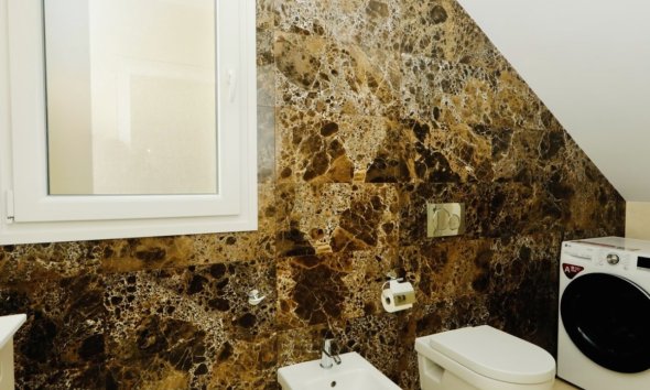 Resale - Villa - Orihuela Costa - La Zenia