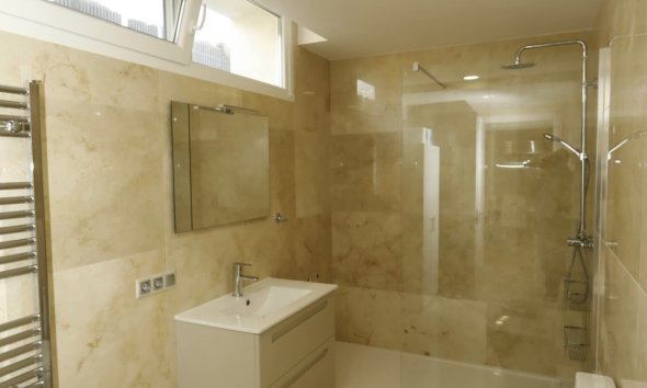 Resale - Villa - Orihuela Costa - La Zenia