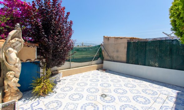 Resale - Bungalow - Orihuela Costa - Punta Prima