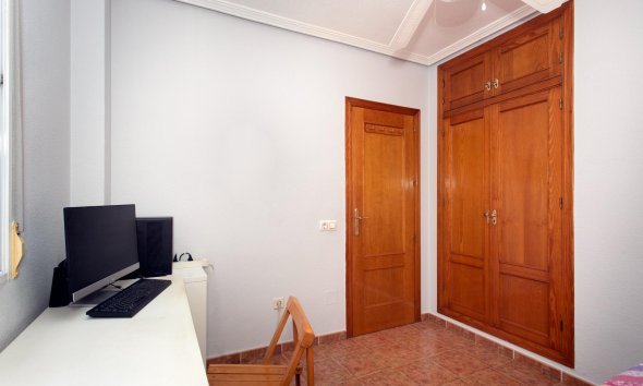 Resale - Bungalow - Orihuela Costa - Punta Prima