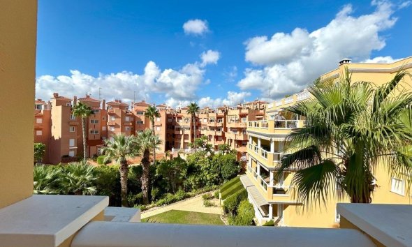 Resale - Apartment - Orihuela Costa - Aguamarina