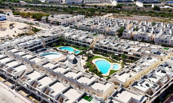 Resale - Apartment - Torrevieja - La Veleta