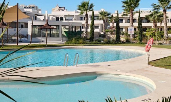 Resale - Apartment - Torrevieja - La Veleta