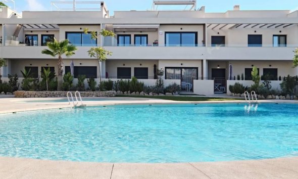 Resale - Apartment - Torrevieja - La Veleta