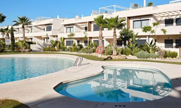 Resale - Apartment - Torrevieja - La Veleta