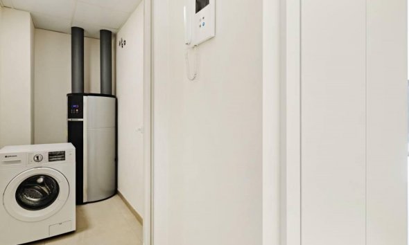 Resale - Apartment - Torrevieja - La Veleta