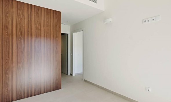 Resale - Apartment - Torrevieja - La Veleta