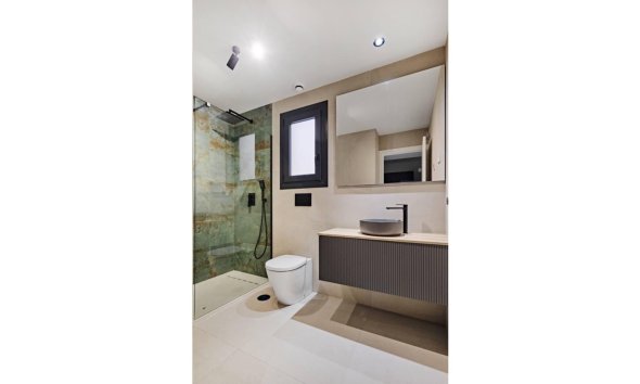 Resale - Apartment - Torrevieja - La Veleta