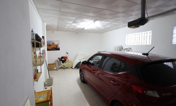 Resale - Villa - Orihuela Costa - Villamartín-Las Filipinas