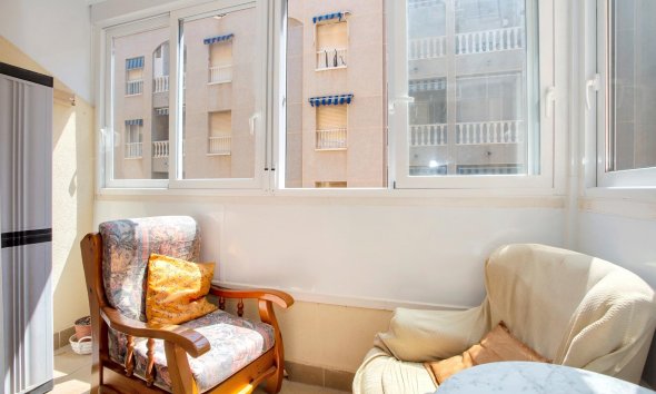 Resale - Apartment - Torrevieja - Playa de los locos