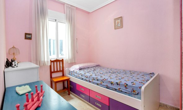 Resale - Apartment - Torrevieja - Playa de los locos