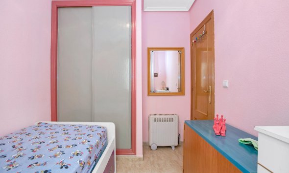 Resale - Apartment - Torrevieja - Playa de los locos