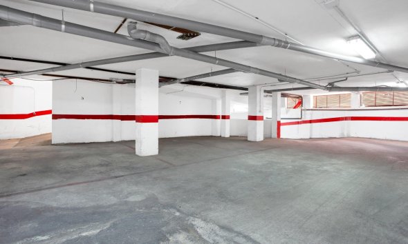 Resale - Apartment - Torrevieja - Playa de los locos