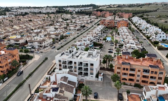 Resale - Apartment - Orihuela Costa - Villamartin