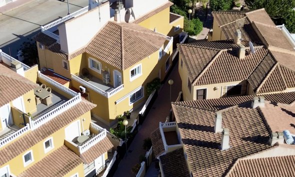 Resale - Terraced house / Townhouse - Orihuela Costa - La Florida