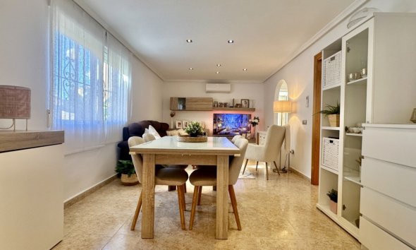 Resale - Terraced house / Townhouse - Orihuela Costa - La Florida