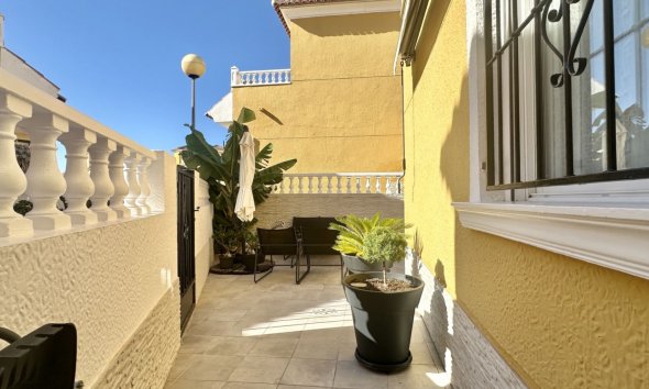 Resale - Terraced house / Townhouse - Orihuela Costa - La Florida