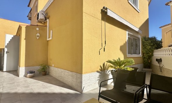 Resale - Terraced house / Townhouse - Orihuela Costa - La Florida