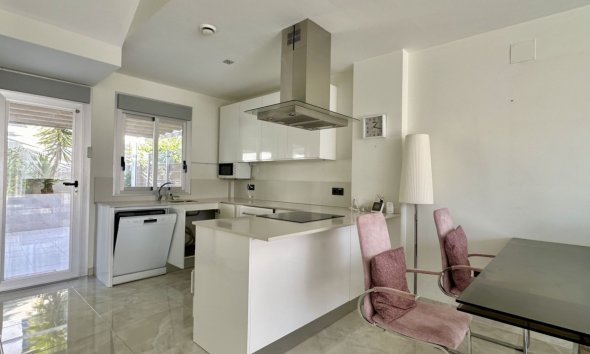 Resale - Villa - Orihuela Costa - Lomas de Cabo Roig