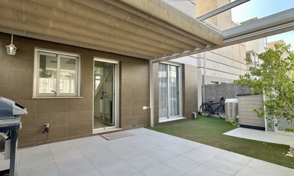 Resale - Villa - Orihuela Costa - Lomas de Cabo Roig