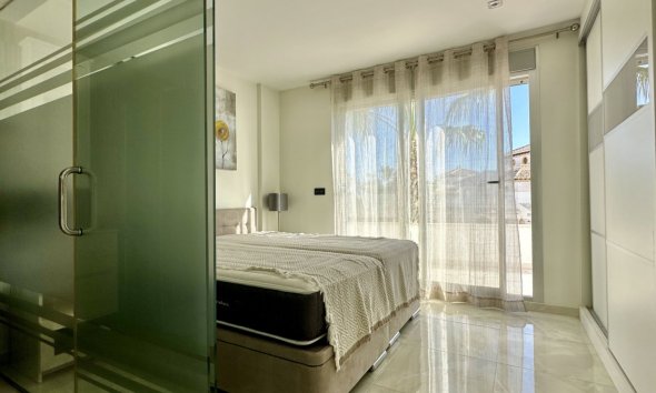 Resale - Villa - Orihuela Costa - Lomas de Cabo Roig