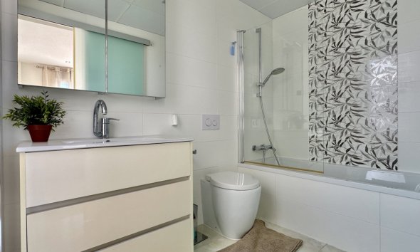 Resale - Villa - Orihuela Costa - Lomas de Cabo Roig