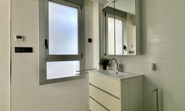 Resale - Villa - Orihuela Costa - Lomas de Cabo Roig