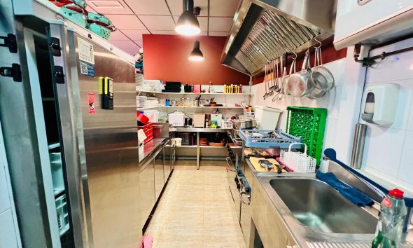 Reventa - Local Comercial - Torrevieja - torrevieja