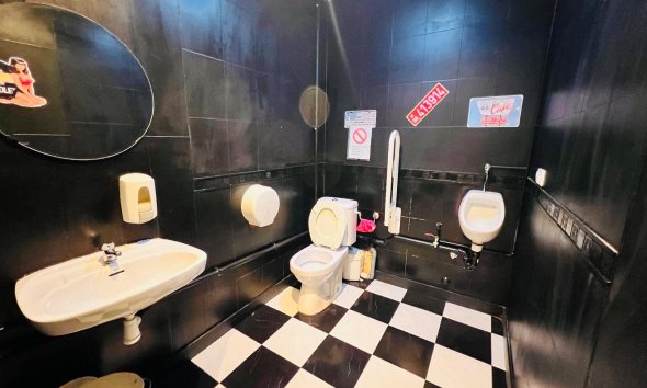 Reventa - Local Comercial - Torrevieja - torrevieja