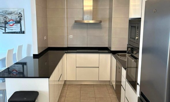 Resale - Apartment - Orihuela Costa - Los Dolses