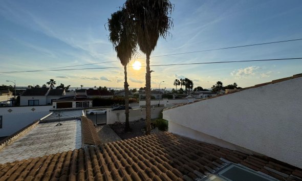 Resale - Villa - Torrevieja - San luis