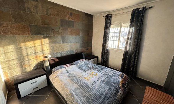 Resale - Villa - Torrevieja - San luis