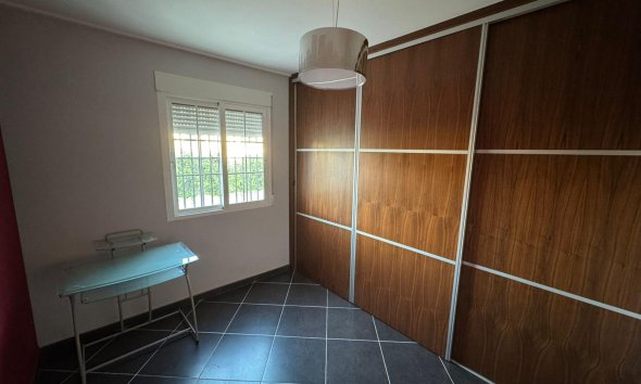 Resale - Villa - Torrevieja - San luis