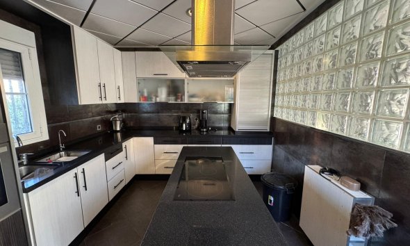 Resale - Villa - Torrevieja - San luis