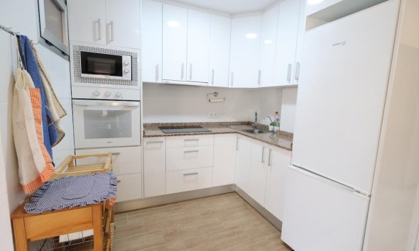 Resale - Apartment - Torrevieja - La Mata Pueblo